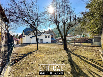 Vilă interbelică restaurată integral – proprietate rară Sinaia in centru.